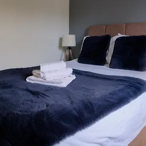 Spacious Georgian 3bedroom Apartment- 10 Minute Walk To The River Avon, Baths And Abbey Bath